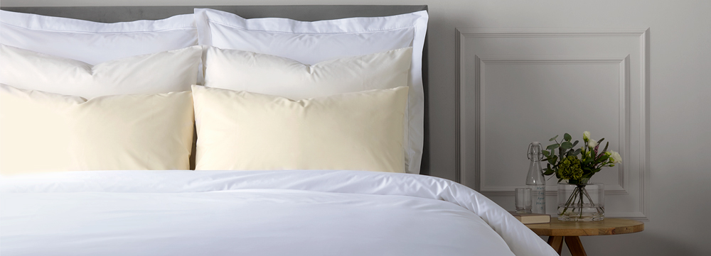 Difference Between Oxford and Housewife Pillowcases